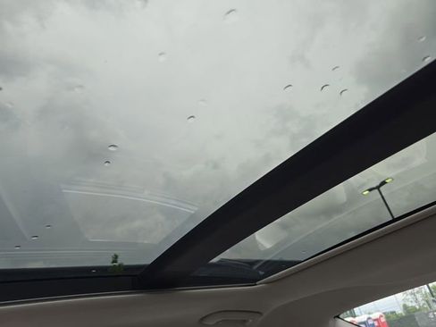 New 2025 Hyundai Sonata Limited image 21