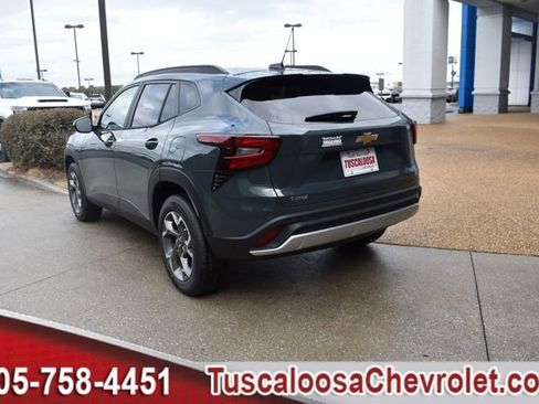 New 2026 Chevrolet Trax LT w/ Driver Confidence Package image 7