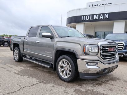 Used 2017 GMC Sierra 1500 SLT w/ SLT Premium Package
