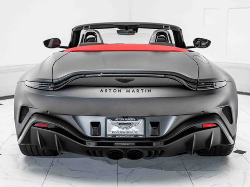 Used 2023 Aston Martin V12 Vantage Roadster image 35
