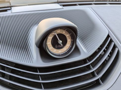 New 2025 Porsche Taycan 4S image 21