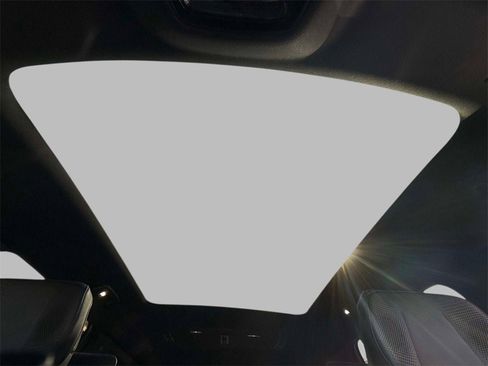 New 2025 Cadillac Escalade IQ Luxury 1 w/ Smart Trailering package image 22