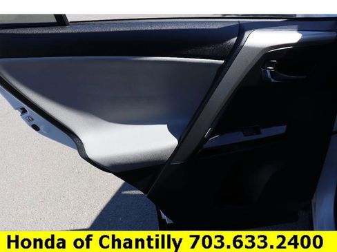 Used 2018 Honda Pilot Touring image 28