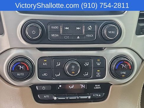 Used 2017 GMC Yukon XL SLE w/ SLE Value Package image 7