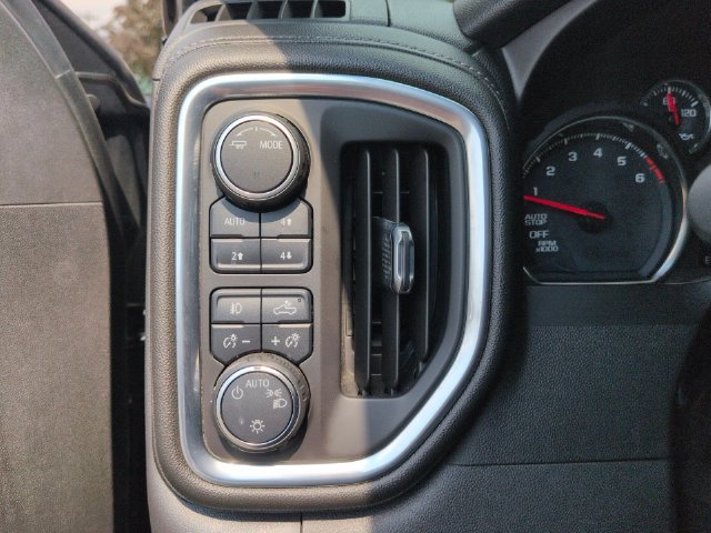 Used 2020 Chevrolet Silverado 1500 RST AWD/4WD image 20