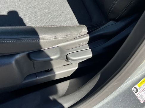 Used 2025 Buick Encore GX Preferred image 23