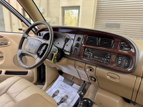 Used 2001 Dodge Ram 2500 Truck 4x4 Quad Cab image 31