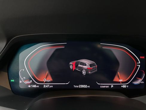 Used 2023 BMW X5 sDrive40i w/ M Sport Package image 13