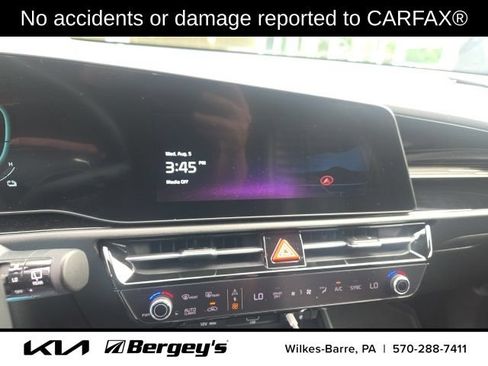 Certified 2023 Kia Niro EX FWD image 2