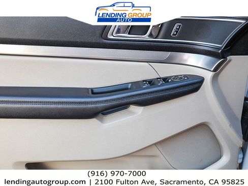 Used 2018 Ford Explorer XLT FWD image 19