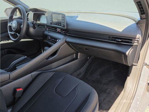 New 2026 Hyundai Elantra Sport image 16