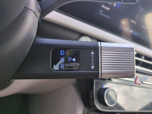 New 2026 Hyundai Tucson Blue SE image 21