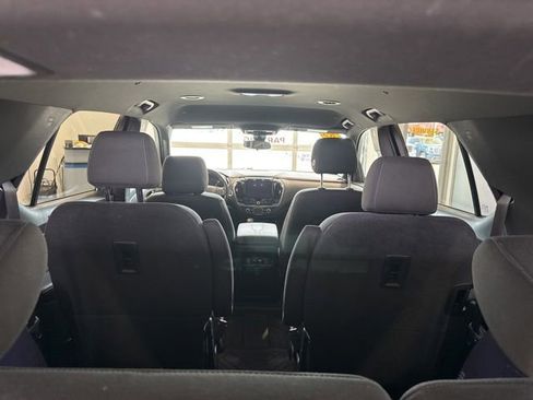 Used 2023 Chevrolet Traverse LT w/ LPO, Floor Liner Package AWD/4WD image 15