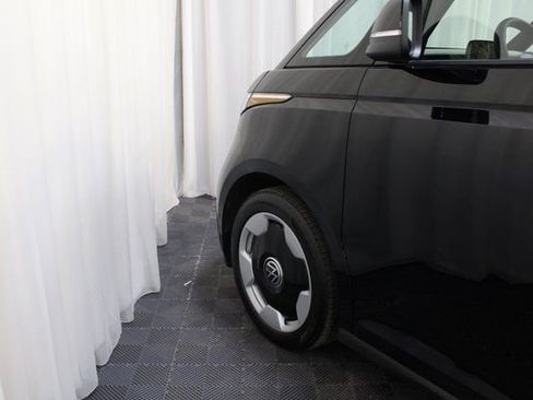 New 2025 Volkswagen ID. Buzz Pro S image 20