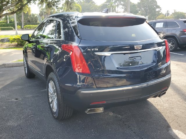 Certified 2017 Cadillac XT5 Luxury w/ Driver Awareness Package FWD image 3