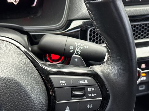 Used 2023 Honda Civic Sport image 31