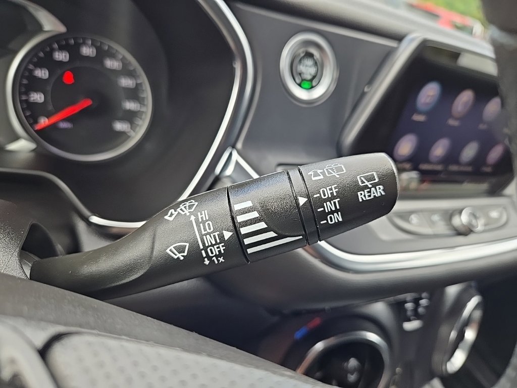 Used 2022 Chevrolet Blazer LT FWD image 18