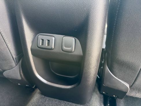 Certified 2016 GMC Canyon SLE w/ SLE Convenience Package RWD image 29