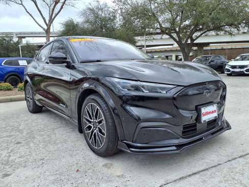 Used 2024 Ford Mustang Mach-E Premium image 2