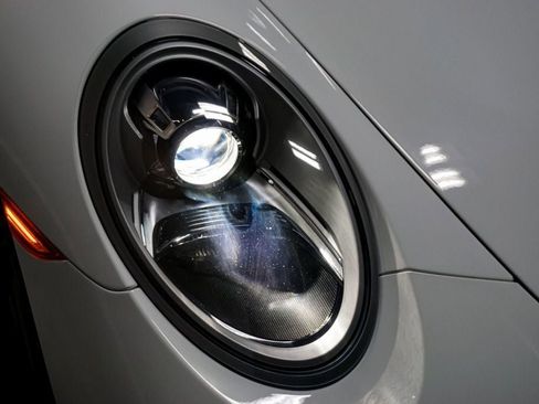 Used 2019 Porsche 911 Carrera image 72