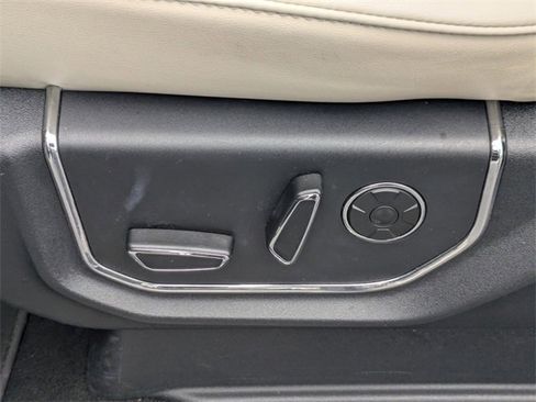 Used 2019 Ford Expedition Platinum image 23