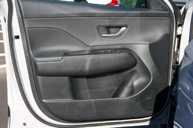 New 2027 Hyundai Kona SEL Premium FWD image 9
