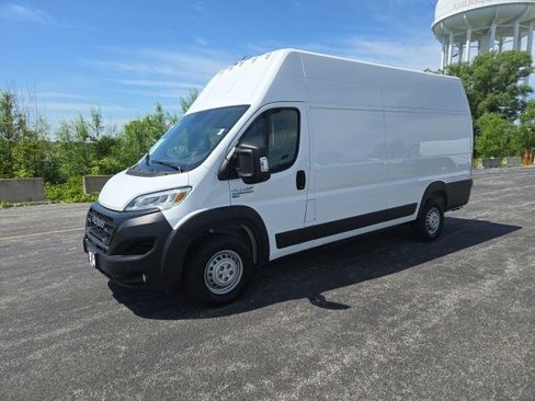 Used 2024 RAM ProMaster 3500 w/ Delivery Van Package image 1