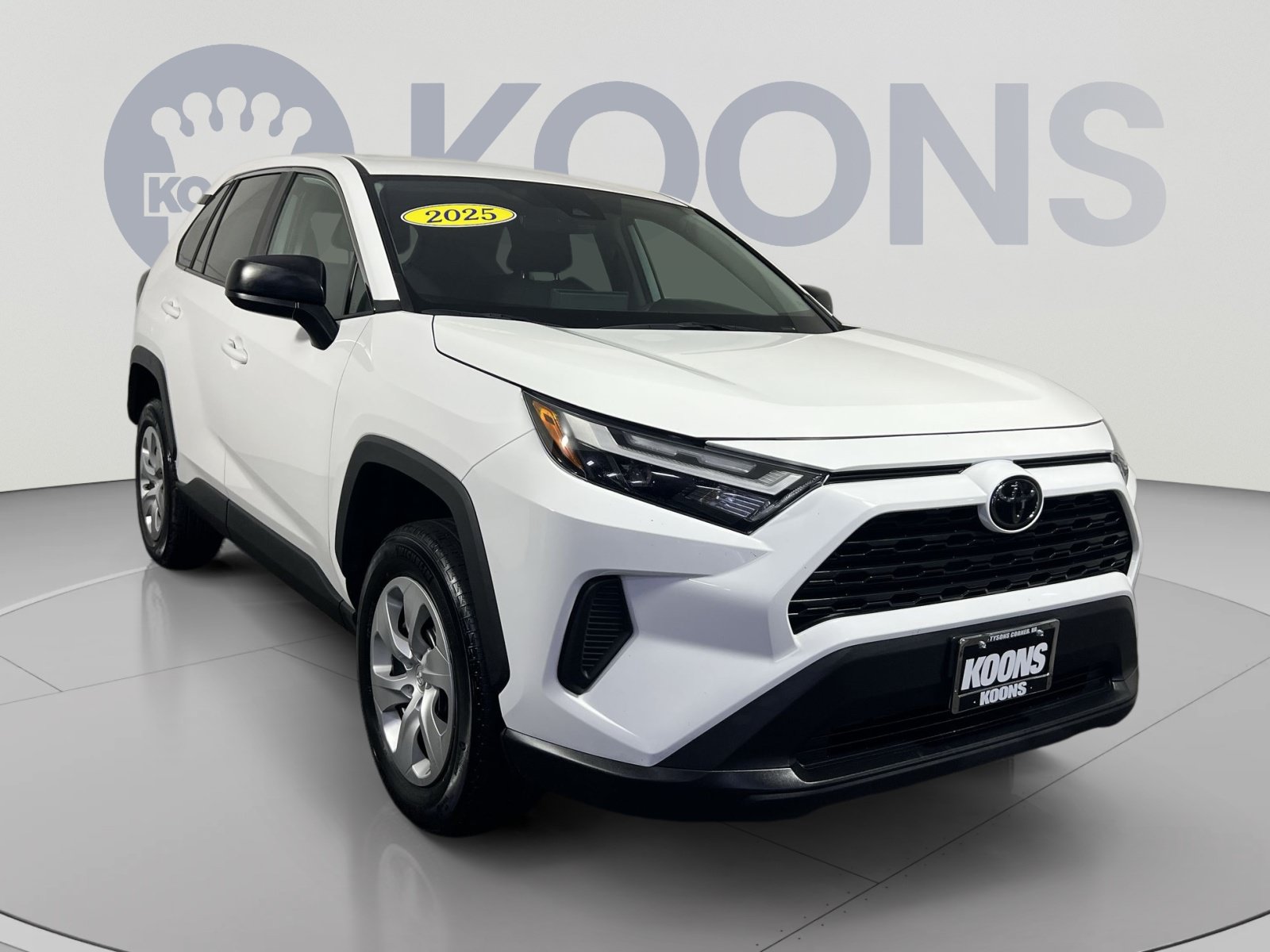 Used 2025 Toyota RAV4 LE FWD image 10