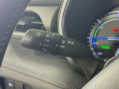 Used 2022 Toyota Highlander XLE image 15