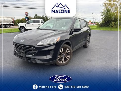 Used 2022 Ford Escape SE w/ SE Sport Appearance Package AWD/4WD image 1