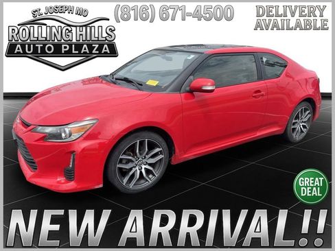 Used 2015 Scion tC FWD image 1