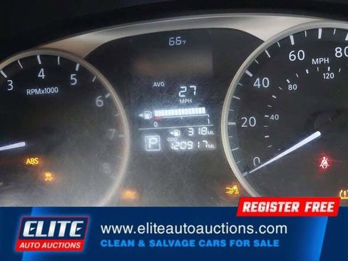 Used 2023 Nissan Kicks S image 30