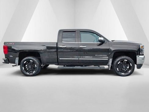 Used 2018 Chevrolet Silverado 1500 LTZ w/ Sport Package AWD/4WD image 9