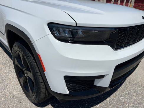 Used 2021 Jeep Grand Cherokee L Laredo AWD/4WD image 24