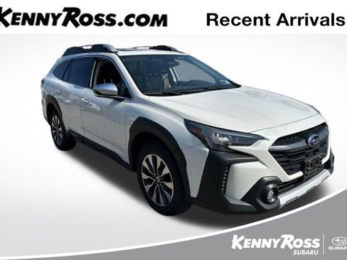 Used 2023 Subaru Outback Touring AWD/4WD image 1