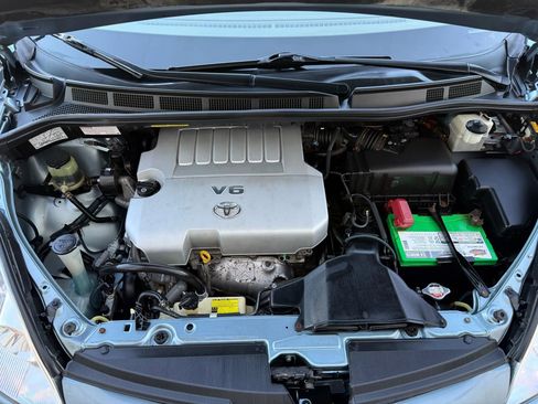 Used 2008 Toyota Sienna LE image 38