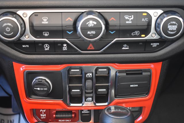 Used 2024 Jeep Gladiator Sport AWD/4WD image 25