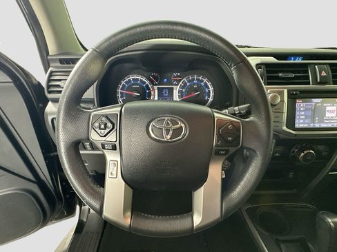 Used 2019 Toyota 4Runner SR5 Premium image 14