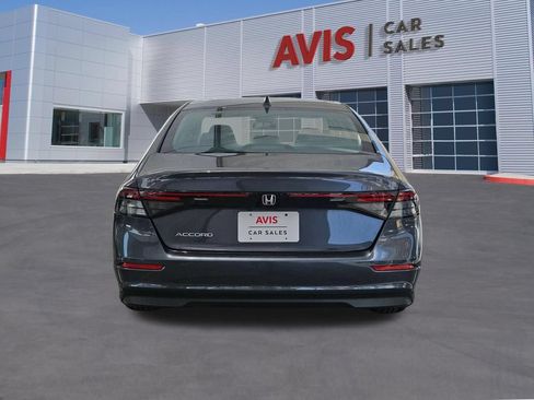 Used 2025 Honda Accord LX image 7