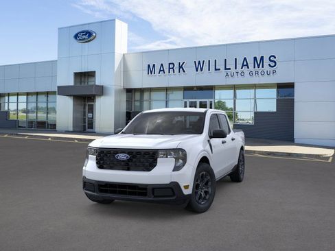 New 2025 Ford Maverick XLT w/ Equipment Group 301A image 2