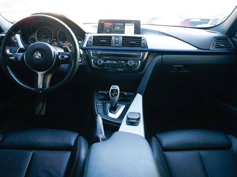 Used 2018 BMW 340i xDrive Sedan w/ Premium Package image 26