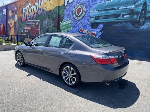 Used 2015 Honda Accord Sport image 3