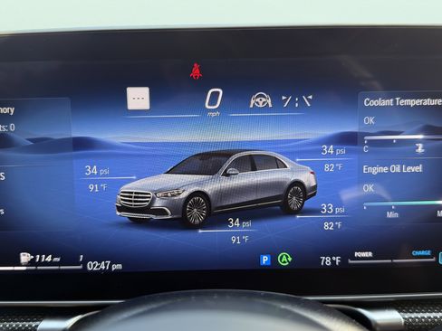 Used 2022 Mercedes-Benz S 500 4MATIC w/ AMG Line Package image 69