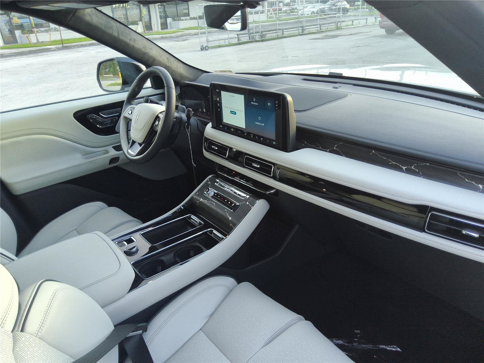 New 2027 Lincoln Aviator Black Label w/ Black Label Special Edition AWD/4WD image 32