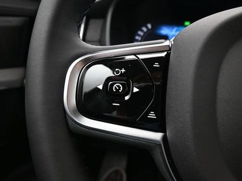 New 2026 Volvo XC90 T8 Ultra w/ Protection Package Premier AWD/4WD image 27