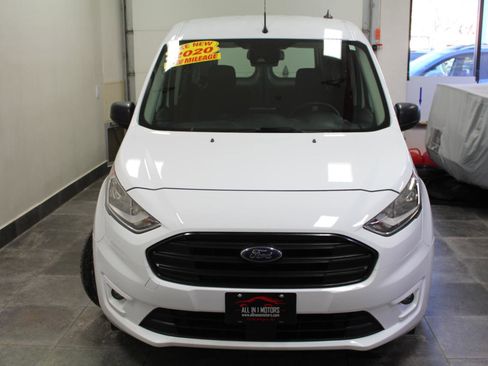Used 2020 Ford Transit Connect XLT image 2