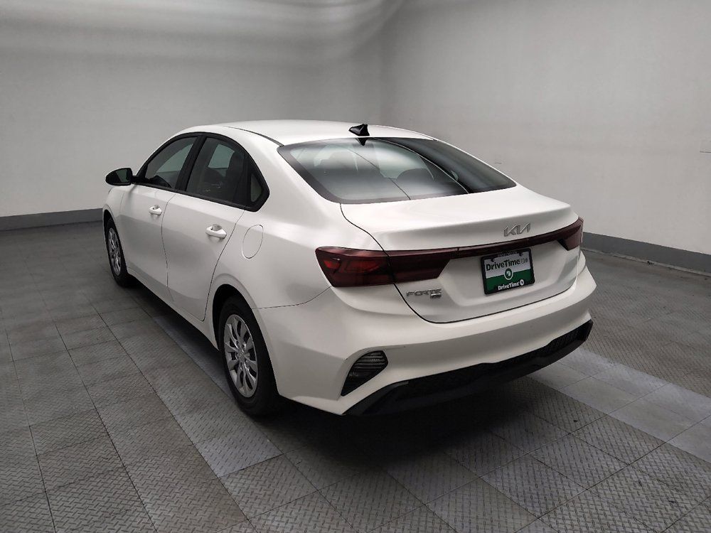 Used 2024 Kia Forte LX FWD image 5