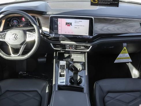 New 2026 Volkswagen Atlas SE image 36