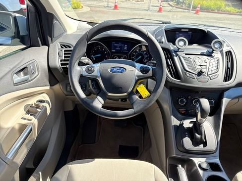 Used 2015 Ford Escape SE AWD/4WD image 17