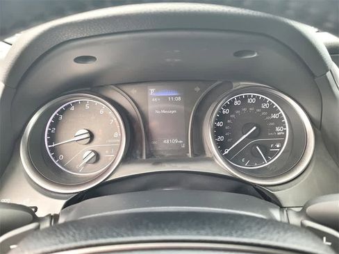 Used 2024 Toyota Camry SE image 19